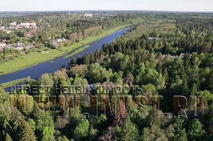Участок 1 га на берегу р. Москва, Рузский район, д. Старая Руза