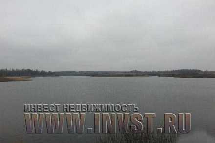 Участок у большого озера в районе Утриково 11.4 га