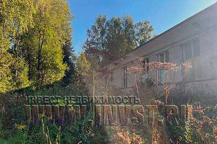 Участок 12 га со строениями под базу отдыха, Клин г.о., д. Иевлево