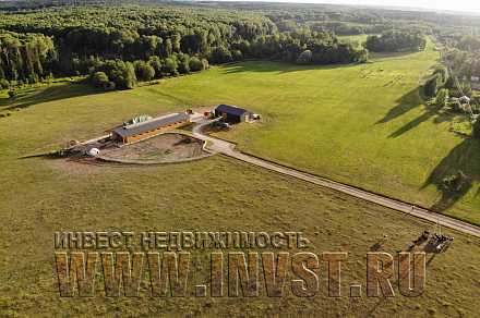Продажа сельскохозяйственного комплекса 28 га со строениями, Волоколамский р-н, д. Козино